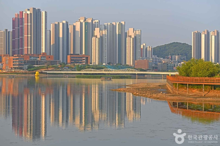 성성호수공원 여행 추천 - 메고지고