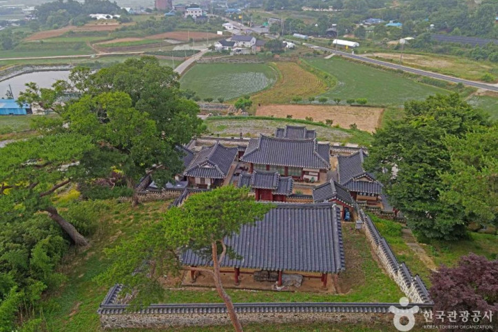 결성향교 여행 추천 - 메고지고