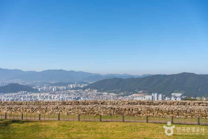 김해 분산성 여행 추천 - 메고지고