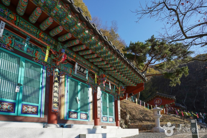 장춘사(함안) 여행 추천 - 메고지고
