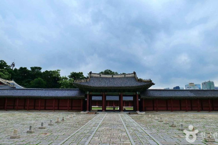 창덕궁 인정문 여행 추천 - 메고지고