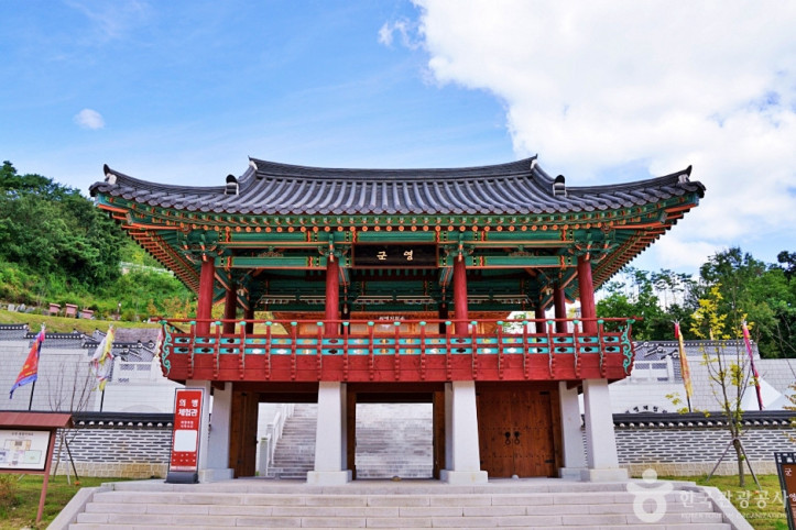 세계유교선비공원 & 한국문화테마파크 여행 추천 - 메고지고