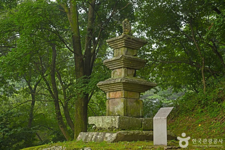 제천 소악사지 삼층석탑 여행 추천 - 메고지고