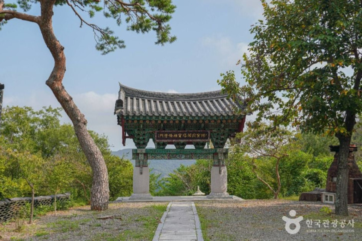 안적사(부산) 여행 추천 - 메고지고