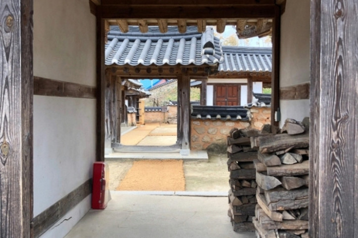 옥천 육영수 생가 여행 추천 - 메고지고