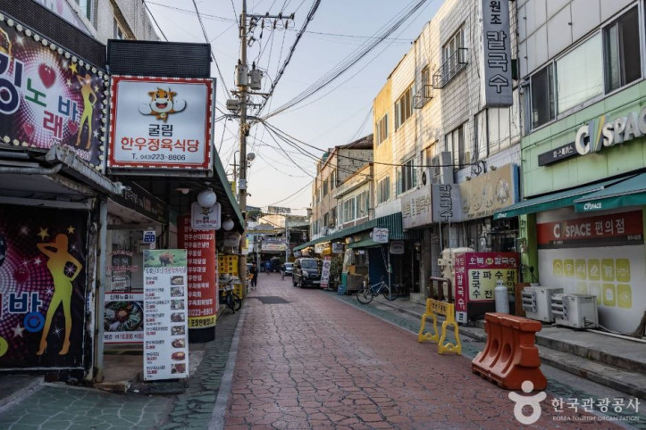 서문풍물야시장&서문시장삼겹살거리 여행 추천 - 메고지고