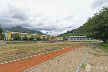 백운산 어치계곡 여행 추천 - 메고지고