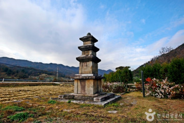 백운암(충주) 여행 추천 - 메고지고