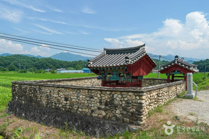 효자임옥산정려각 여행 추천 - 메고지고