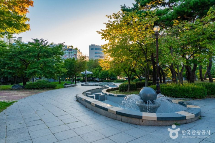 죽전중앙공원 여행 추천 - 메고지고