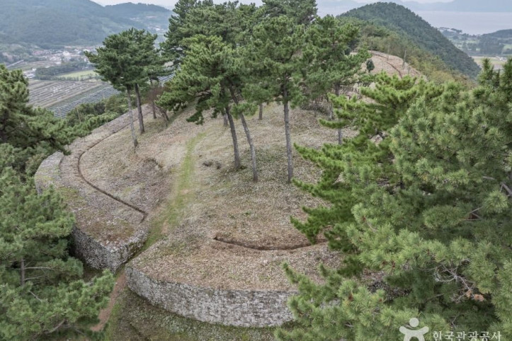 남해 임진성 여행 추천 - 메고지고