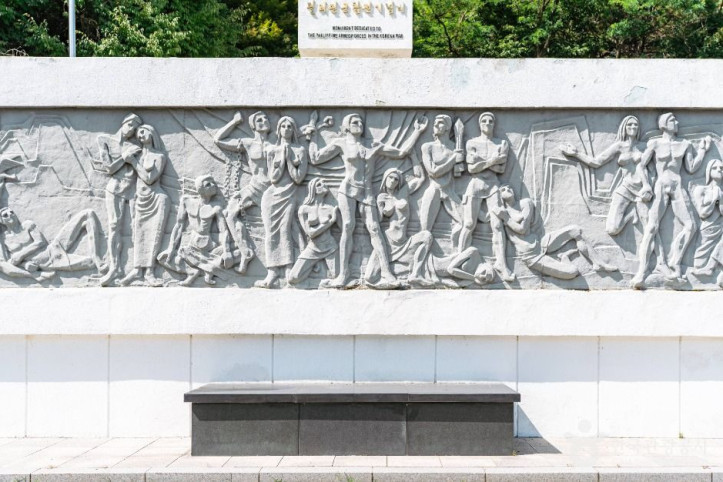필리핀군 참전기념비 여행 추천 - 메고지고