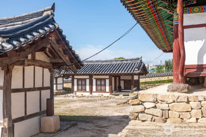 자인향교 여행 추천 - 메고지고