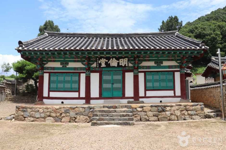 연기향교 여행 추천 - 메고지고