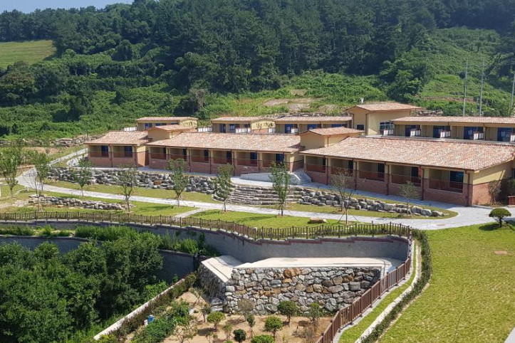 한려해상 국립공원 생태탐방원 여행 추천 - 메고지고