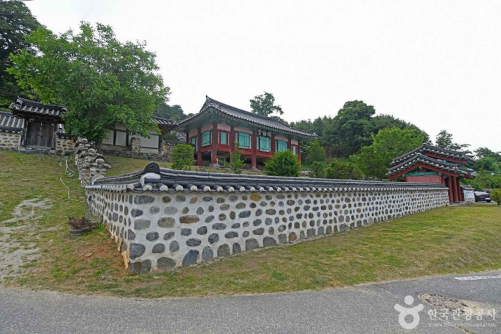 청양향교 여행 추천 - 메고지고