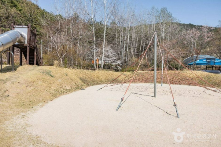 기적의놀이터 4호 올라올라 여행 추천 - 메고지고