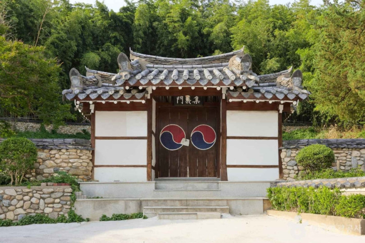 청호서원 여행 추천 - 메고지고