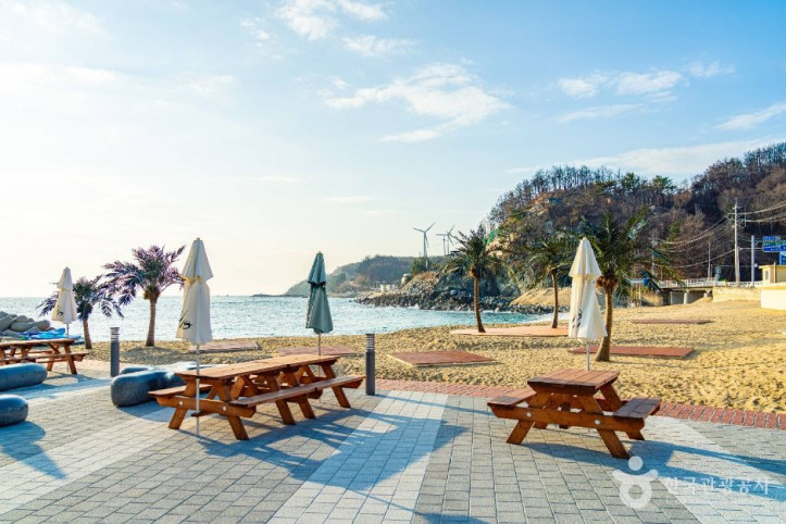 오보 해수욕장 여행 추천 - 메고지고