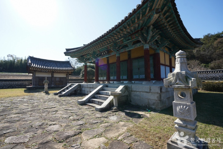 서산서원(함안) 여행 추천 - 메고지고