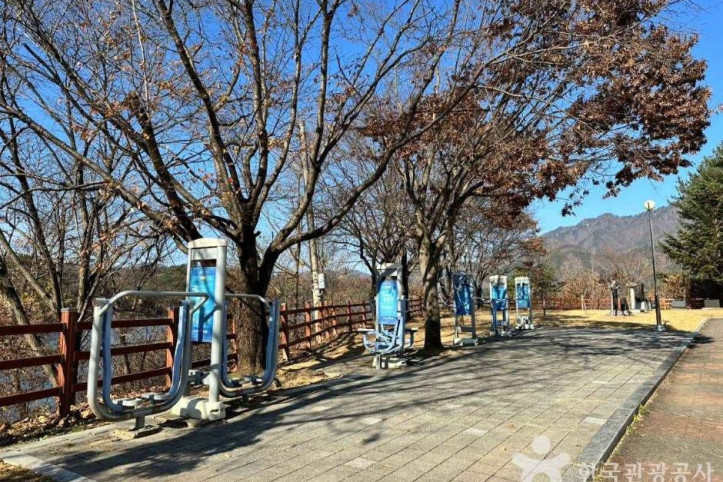 망향의 동산(횡성) 여행 추천 - 메고지고