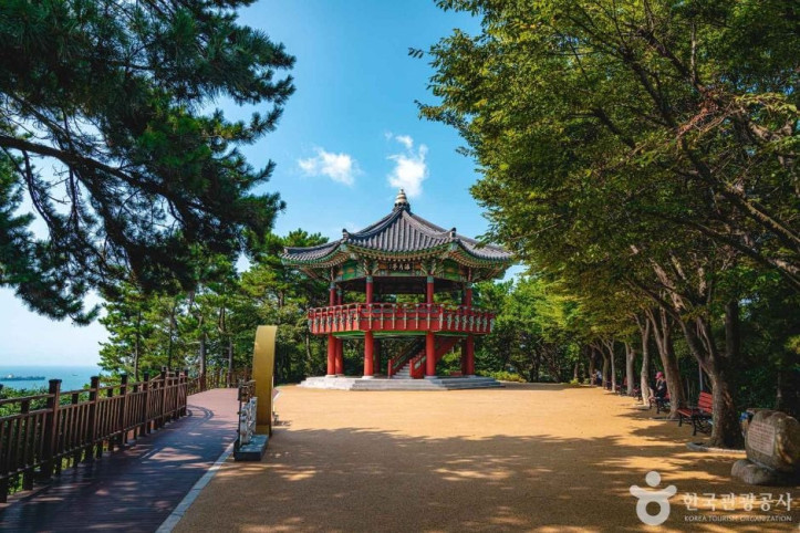 해운대 달맞이길 여행 추천 - 메고지고