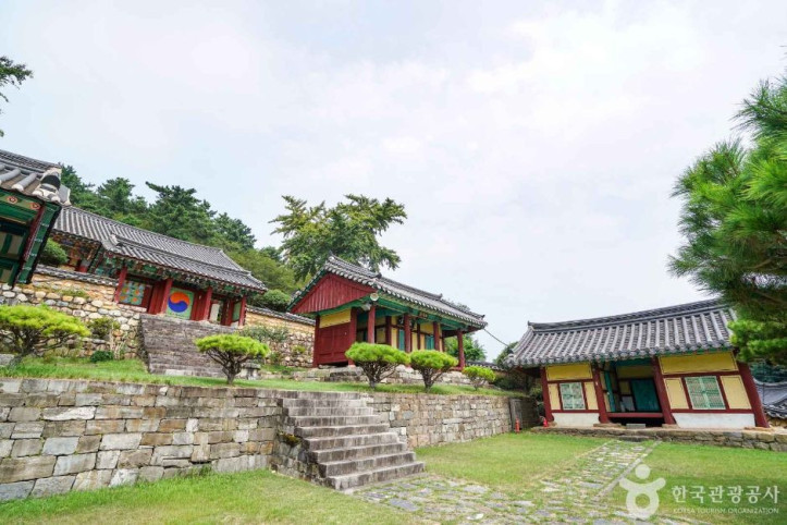 사천향교 여행 추천 - 메고지고