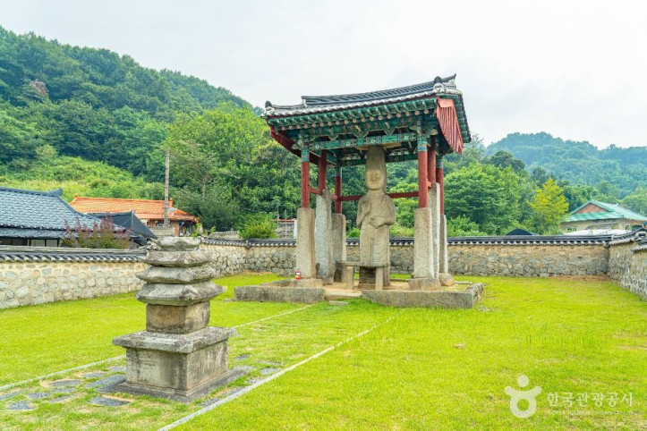 매산리석불입상 여행 추천 - 메고지고