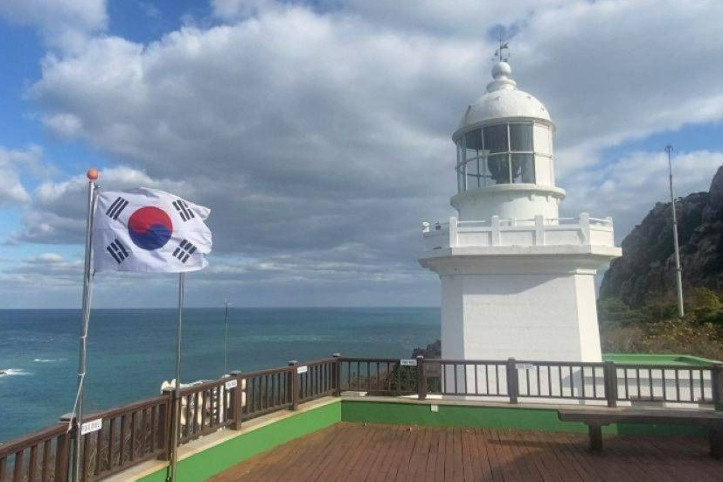 홍도등대 여행 추천 - 메고지고