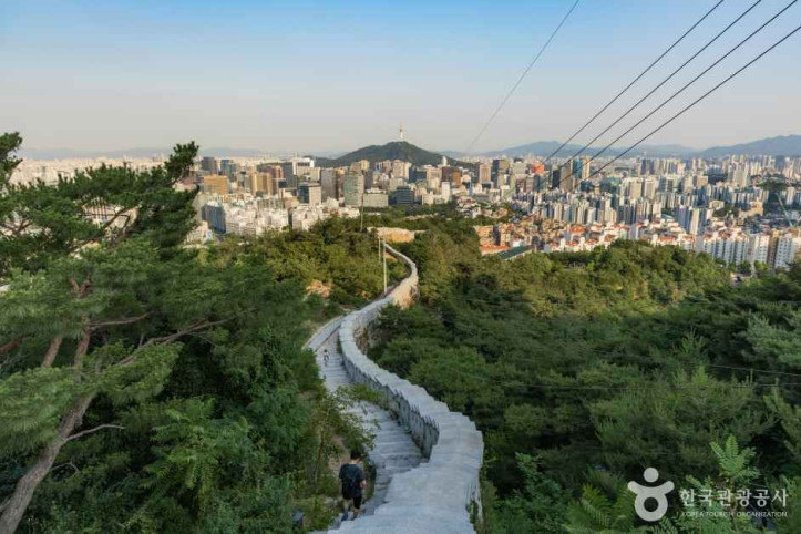 인왕산 여행 추천 - 메고지고