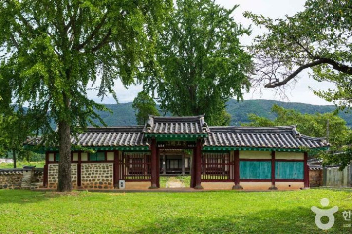 남포관아문 여행 추천 - 메고지고