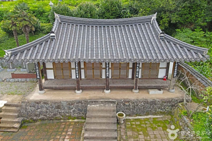 율봉서원 여행 추천 - 메고지고