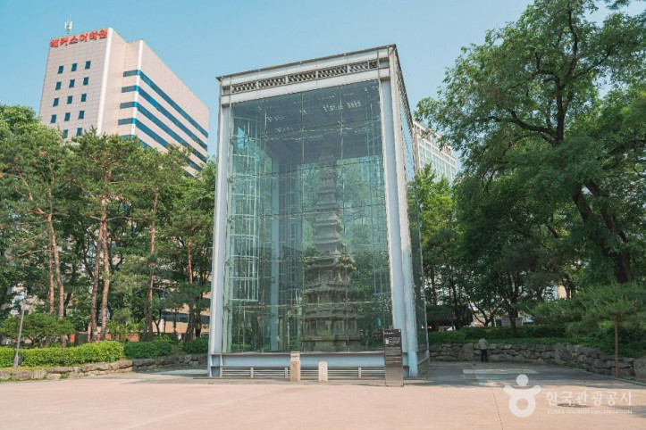 탑골공원 여행 추천 - 메고지고