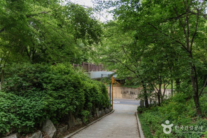 서리풀공원 여행 추천 - 메고지고
