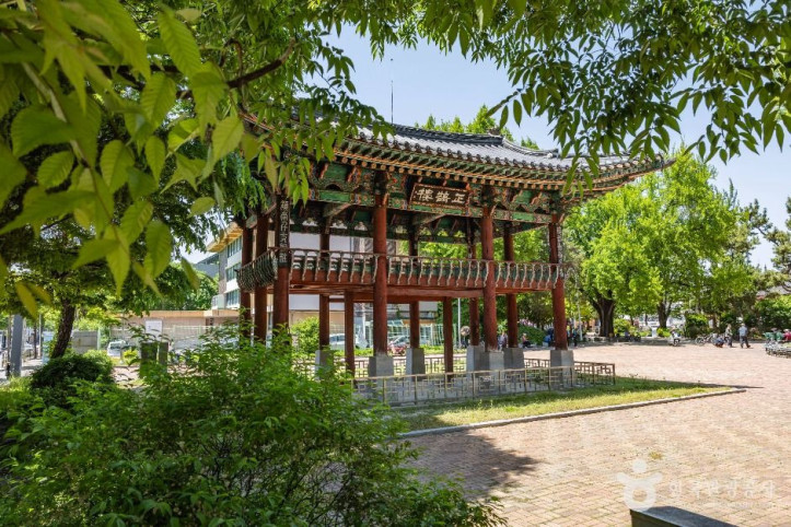 청주 충청도병마절도사영문 여행 추천 - 메고지고