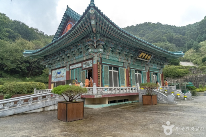 법륜사(용인 문수산) 여행 추천 - 메고지고