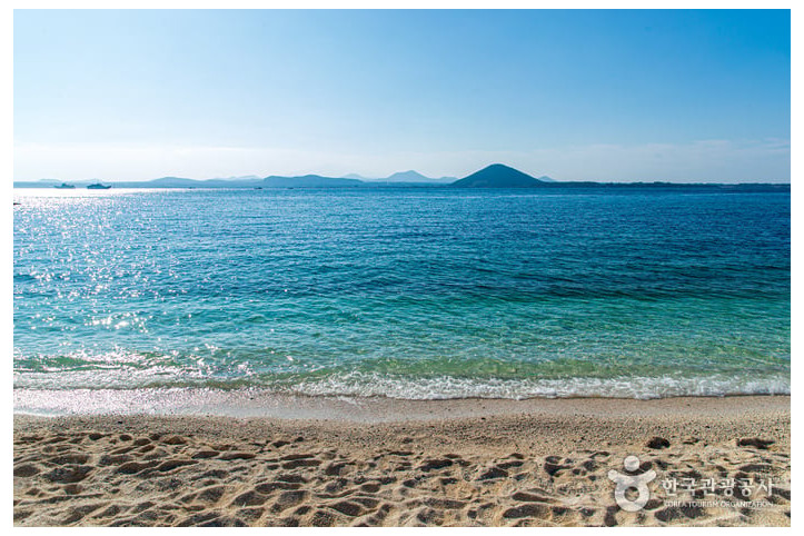 우도산호해변 홍조단괴 서빈백사 여행 추천 - 메고지고