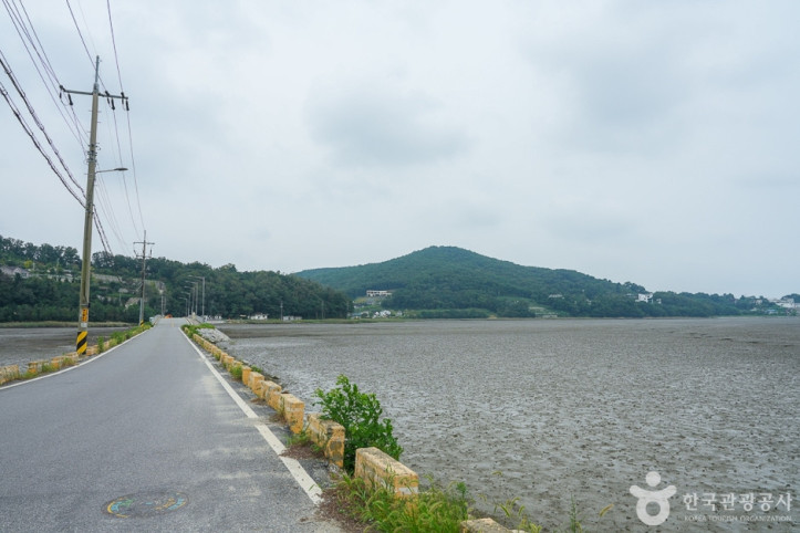 동검도(나들길,캠핑,예술극장) 여행 추천 - 메고지고