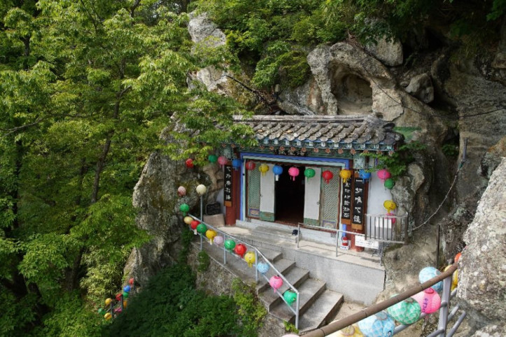골굴사(경주) 여행 추천 - 메고지고