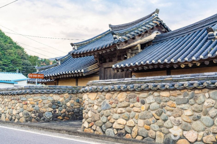 산청 단계마을 옛 담장 여행 추천 - 메고지고