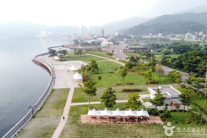 지세포항수변공원 여행 추천 - 메고지고