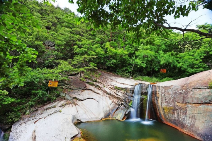 용추폭포(괴산) 여행 추천 - 메고지고