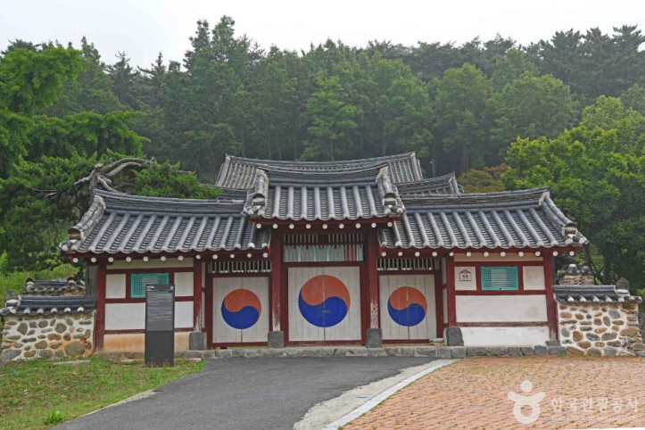 비인향교 여행 추천 - 메고지고