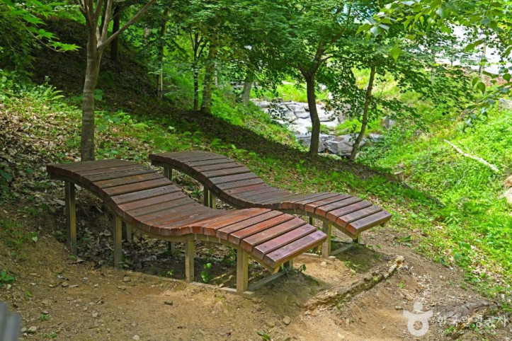 생거진천 자연휴양림 여행 추천 - 메고지고