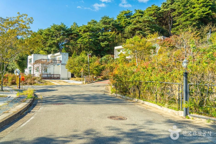 구례예술인마을 여행 추천 - 메고지고