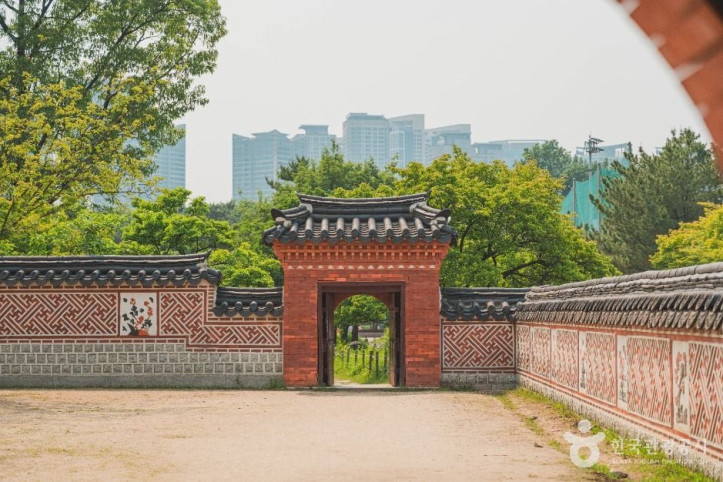 국립중앙박물관 전통염료식물원 여행 추천 - 메고지고