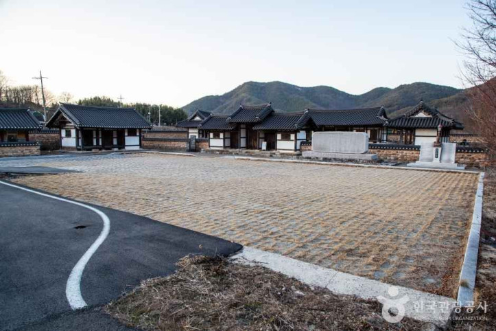용암서원(합천) 여행 추천 - 메고지고