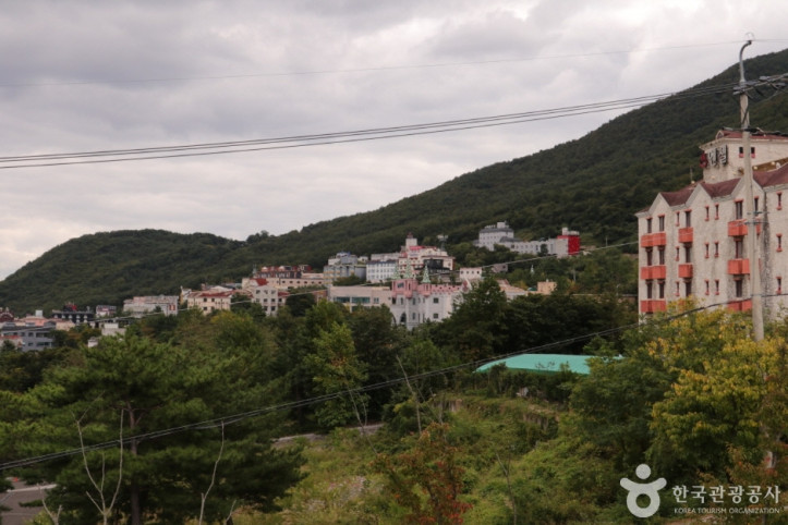 등억온천단지 여행 추천 - 메고지고