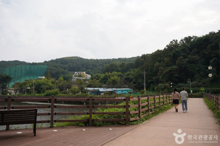 검성지생태공원 여행 추천 - 메고지고