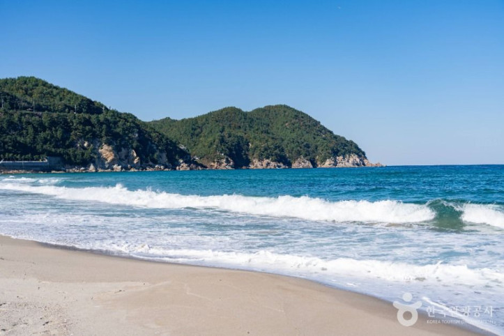 용화해변 여행 추천 - 메고지고